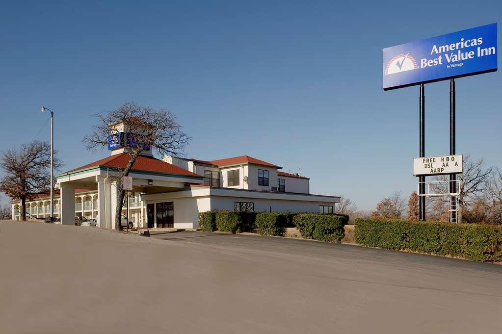 Americas Best Value Inn Bowie Kültér fotó