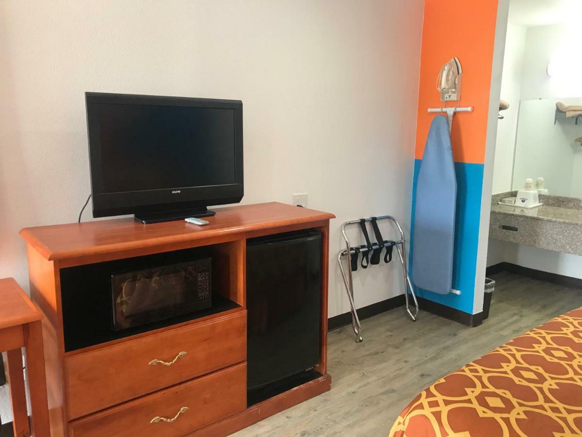 Americas Best Value Inn Bowie Kültér fotó